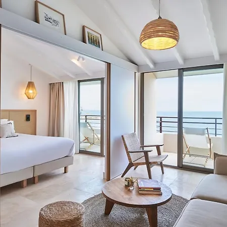 Hotel Les Roches Brunes 4*