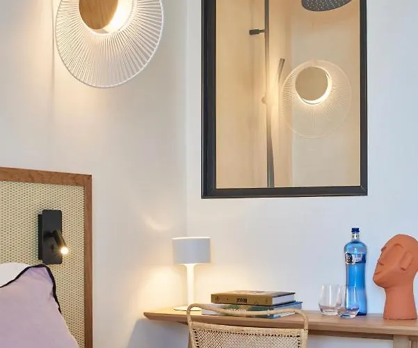 Ξενοδοχείο Les Roches Brunes 4*