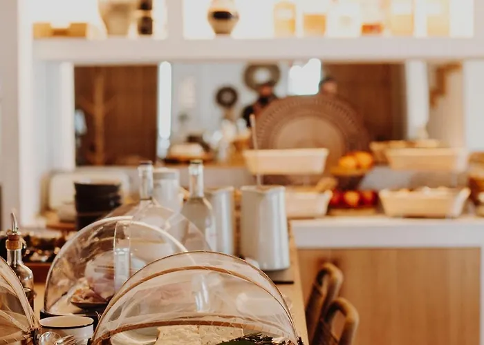 Ξενοδοχείο Les Roches Brunes 4*